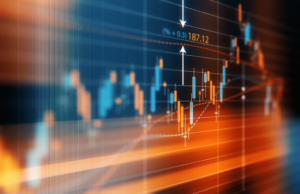 Exploring the pros and cons of swing trading strategy